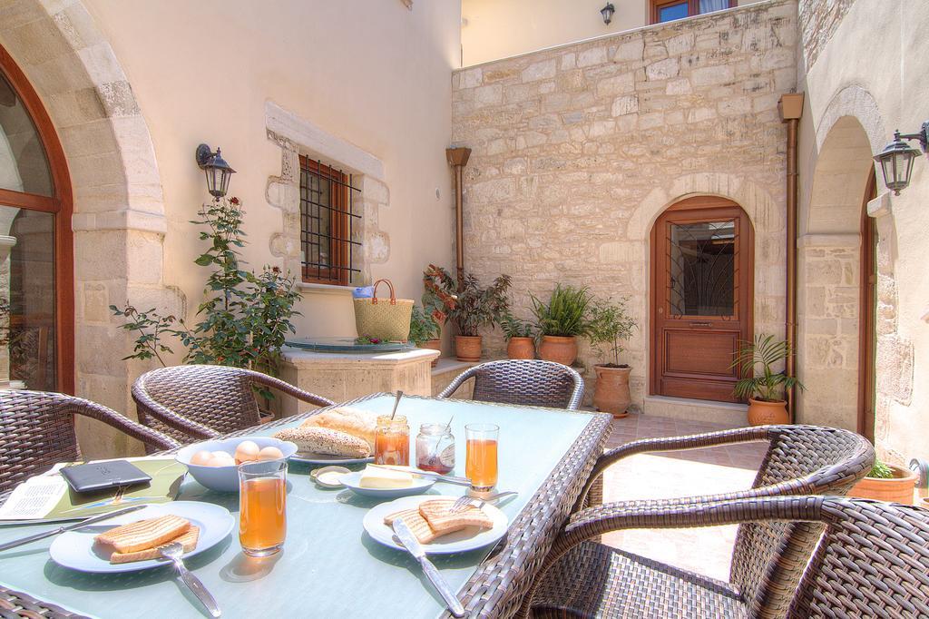 Askoutsi Manor, A Natural Tranquil Retreat, By Thinkvilla Agios Ioannis  Luaran gambar