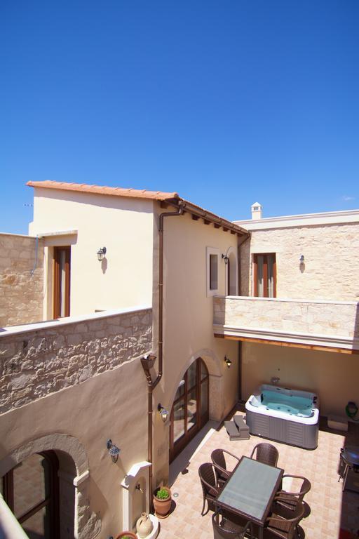 Askoutsi Manor, A Natural Tranquil Retreat, By Thinkvilla Agios Ioannis  Luaran gambar